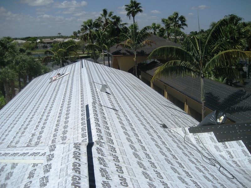 Indian creek roofer